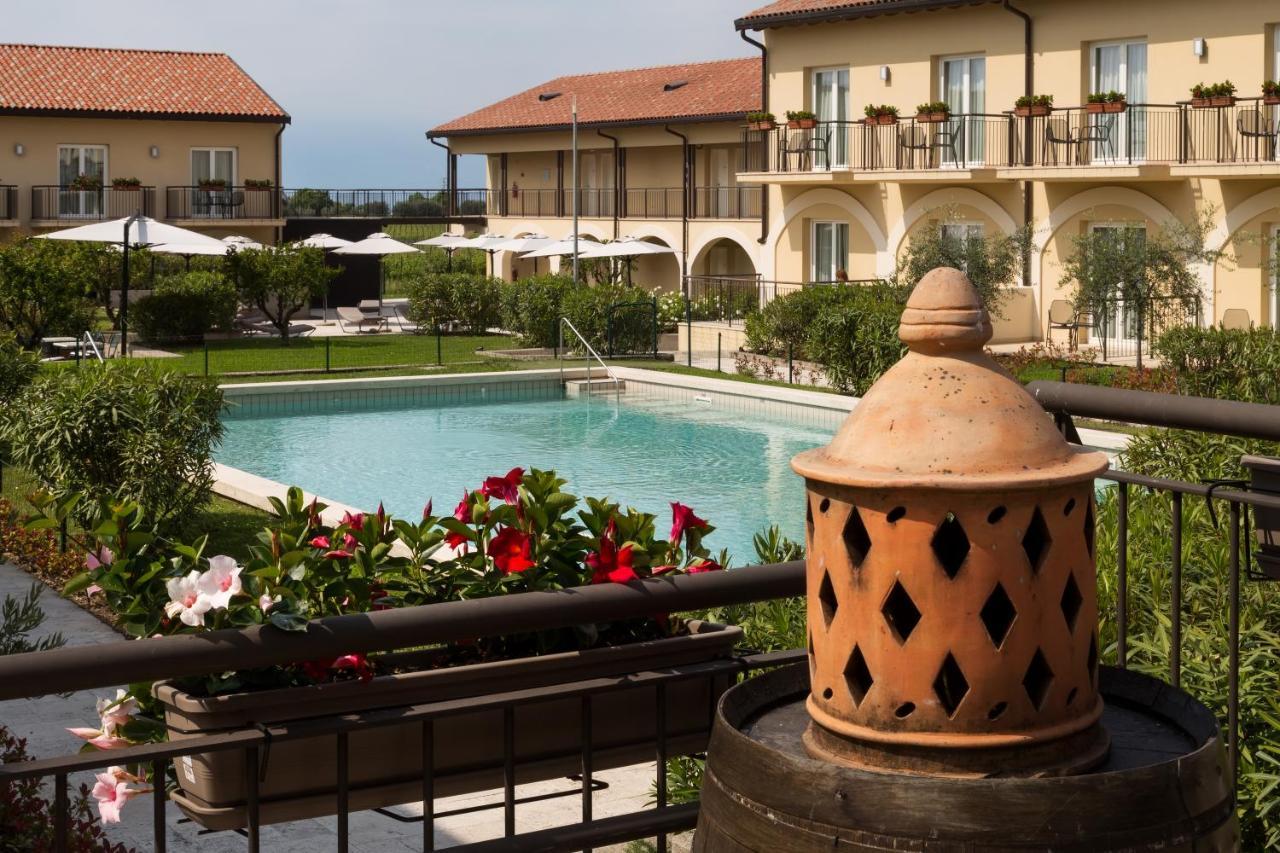 Leonardo Hotel Lago Di Garda - Wellness And Spa Lazise Eksteriør billede